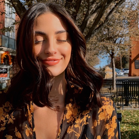 Meet your Posher, Dana - Picture 1 of 1